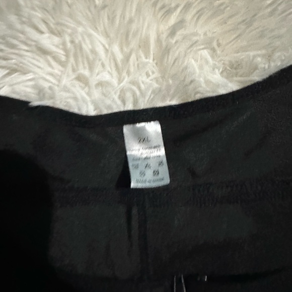 Shapewear - Picture 2 of 3